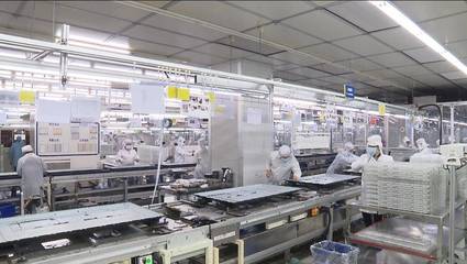 春节不打烊 企业坚守生产线，全力保障电视订单交付